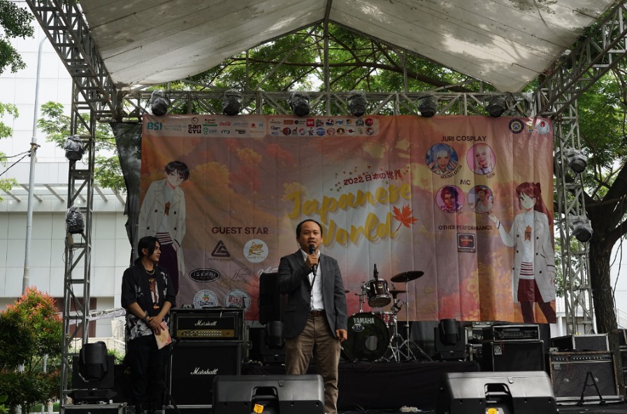 Amphitheater Kampus B Unair